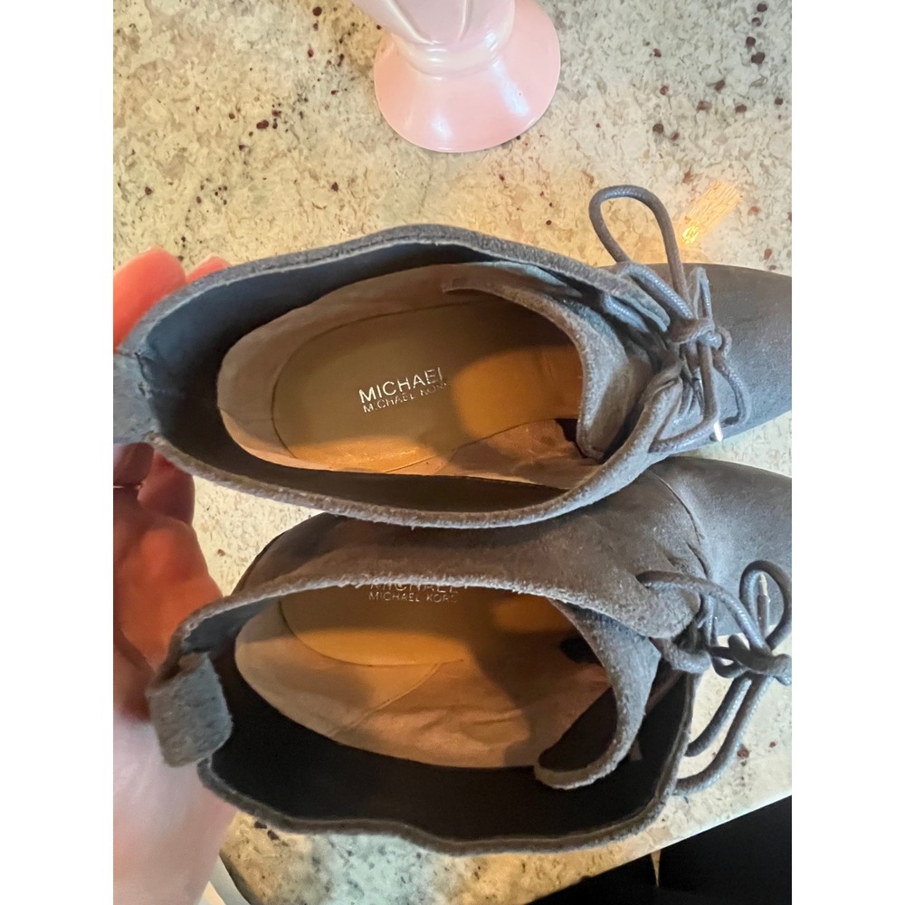 NWOT Michael Kors Gray Suede Lace Up Wedge Ankle Boots Platform Booties 8M - Picture 6 of 7